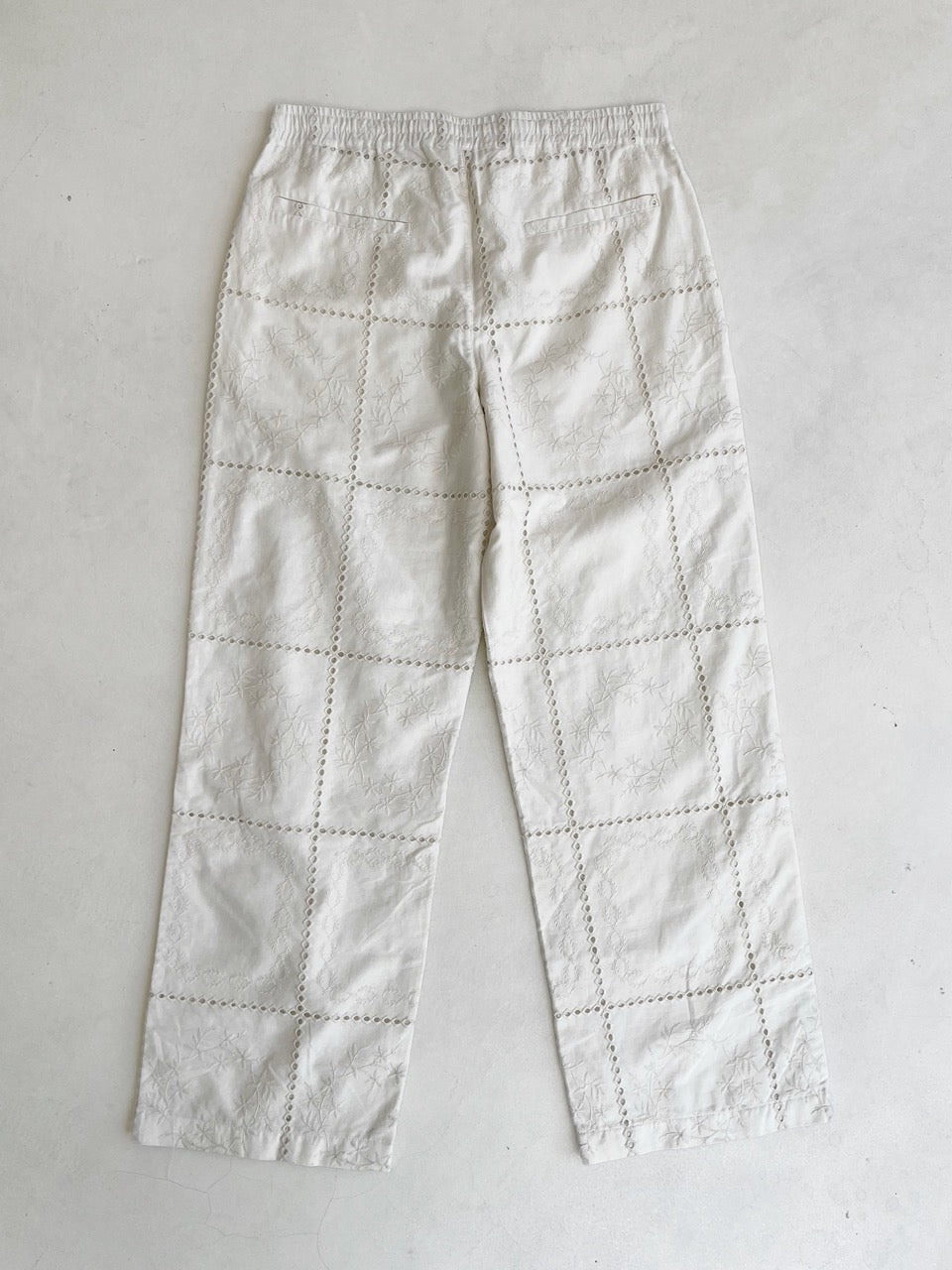RESORT 06