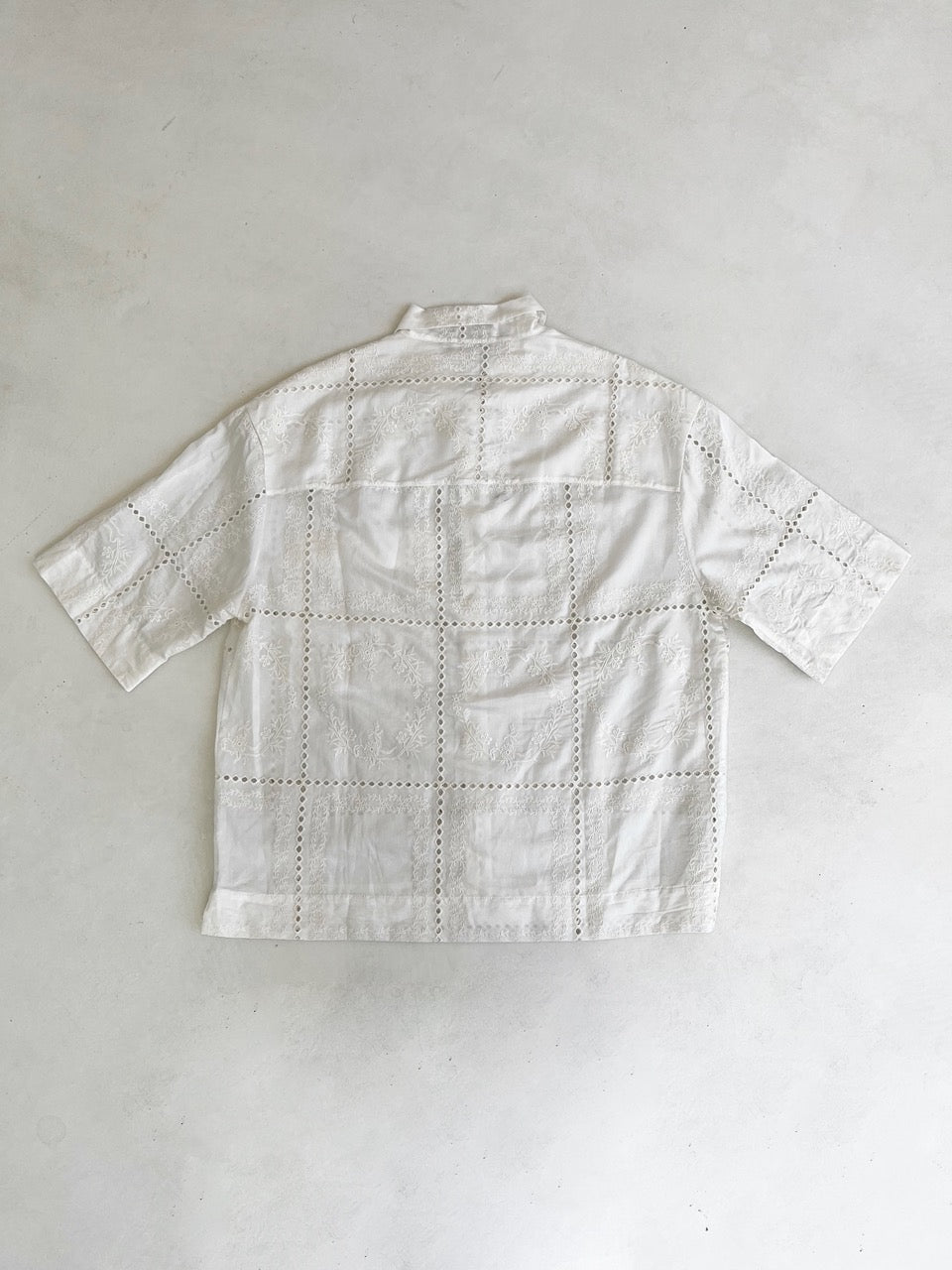 RESORT 01