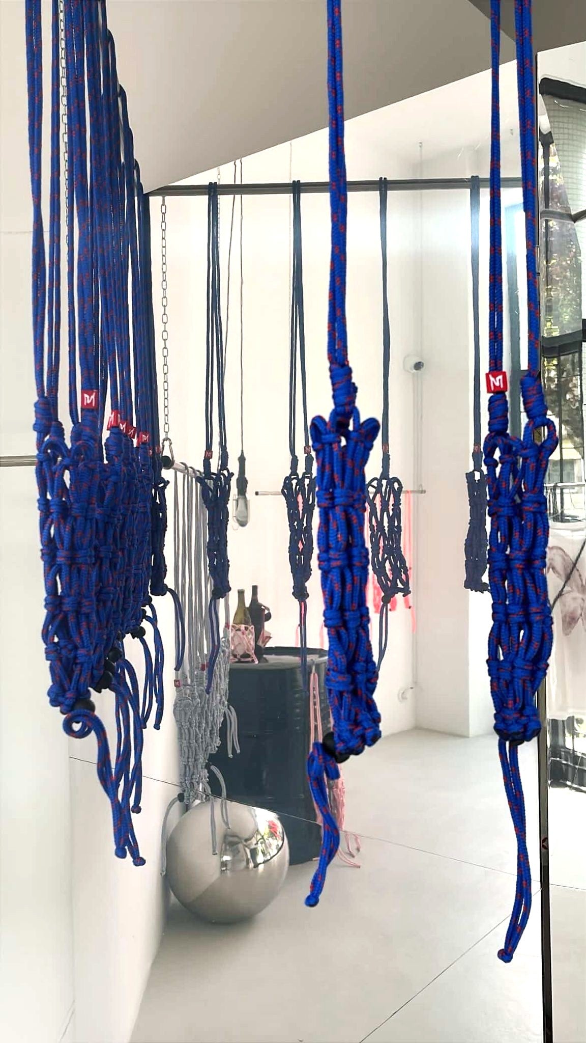 The Glass Holder - Royal Blue